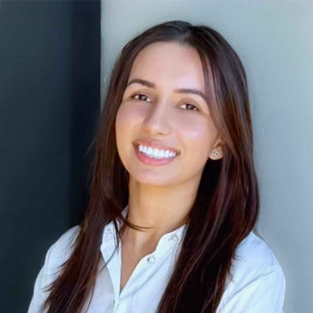 Dhanjal, Riya Headshot 1 1